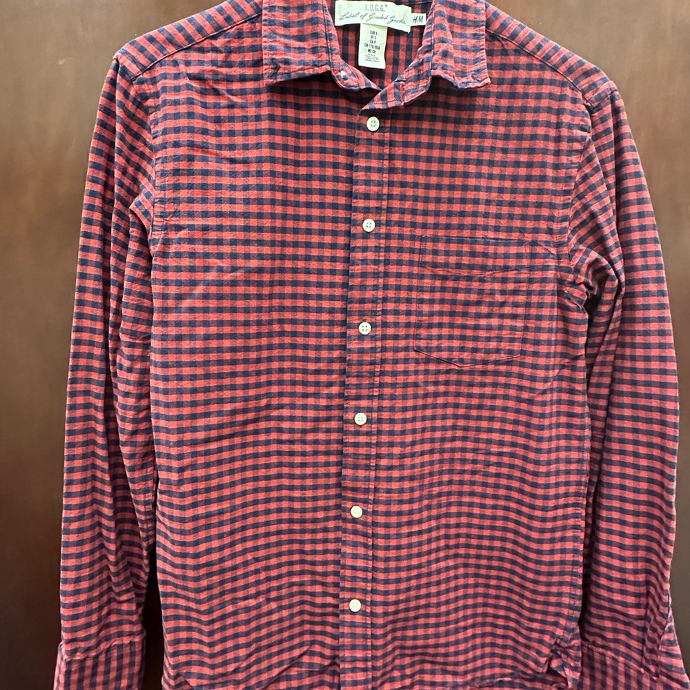 H&M Red and Blue Casual Button Down Shirt
